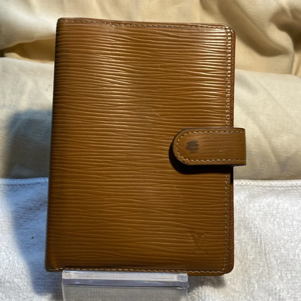 Louis Vuitton  Agenda/Passport holder